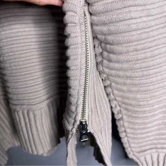 Varley Women’s Beige Talbert Ribbed Sweater Size XSmall - Picture 9 of 13